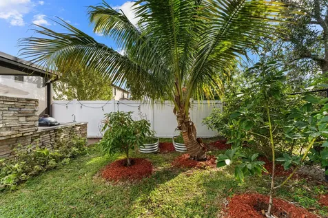 5487 Sandbirch Way Lake Worth FL 33463