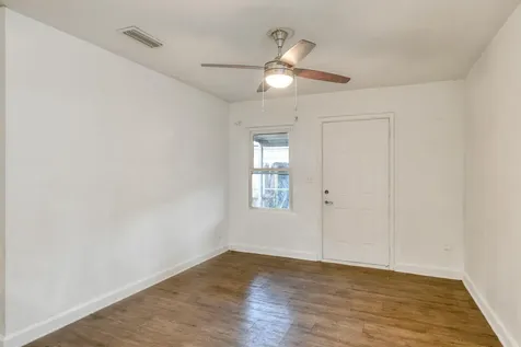 907 N Pine Avenue Green Cove Springs FL 32043