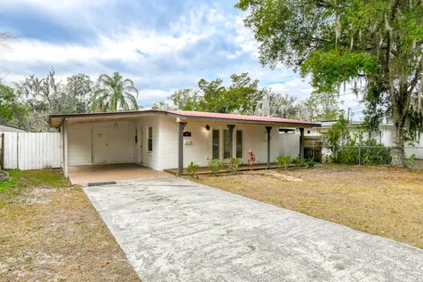 907 N Pine Avenue Green Cove Springs FL 32043