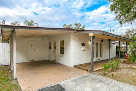 907 N Pine Avenue Green Cove Springs FL 32043