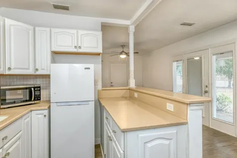 907 N Pine Avenue Green Cove Springs FL 32043