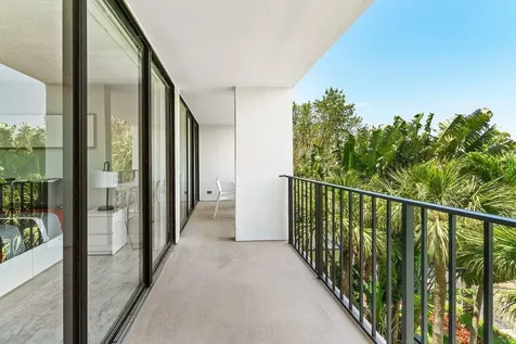 1830 Embassy Drive West Palm Beach FL 33401