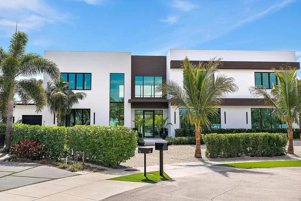706 Lakeside Circle North Palm Beach FL 33408