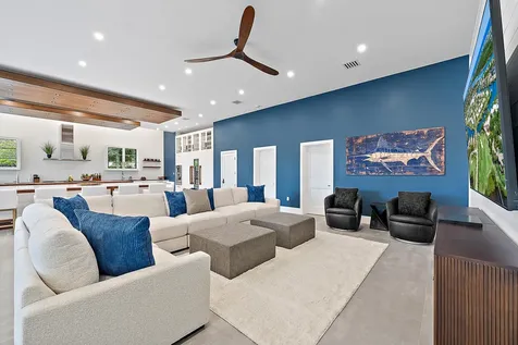 706 Lakeside Circle North Palm Beach FL 33408