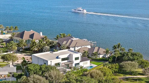 706 Lakeside Circle North Palm Beach FL 33408