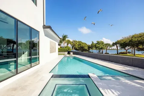 706 Lakeside Circle North Palm Beach FL 33408