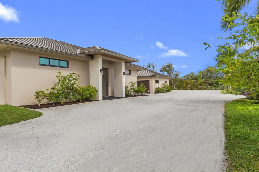 16219 Hollow Tree Lane Wellington FL 33470