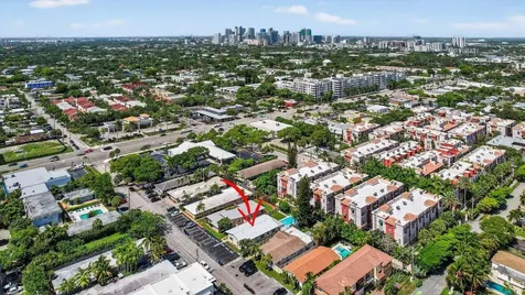 1037 N Victoria Park Road Fort Lauderdale FL 33304