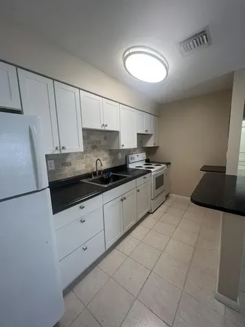 1037 N Victoria Park Road Fort Lauderdale FL 33304