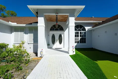 8895 Palomino Drive Lake Worth FL 33467