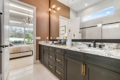 132 Se Via Tirso Port Saint Lucie FL 34952