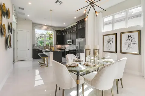 132 Se Via Tirso Port Saint Lucie FL 34952