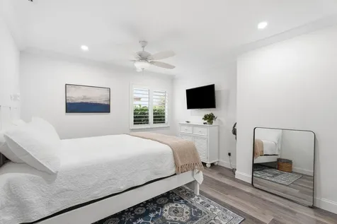 3952 Se Fairway Stuart FL 34997