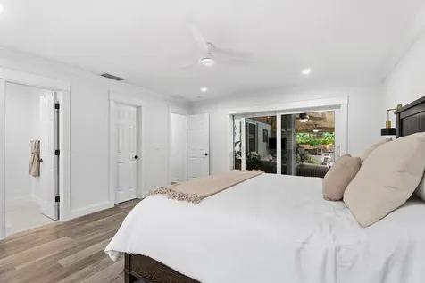 3952 Se Fairway Stuart FL 34997