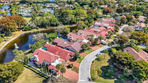 21634 Club Villa Terrace Boca Raton FL 33433
