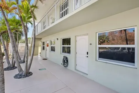 2319 Tamarind Drive Fort Pierce FL 34949