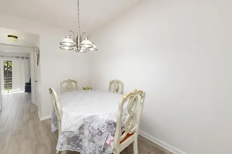 99 Sussex West Palm Beach FL 33417