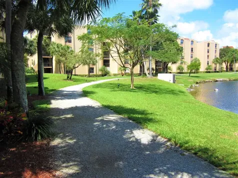 2455 Lindell Boulevard Delray Beach FL 33444