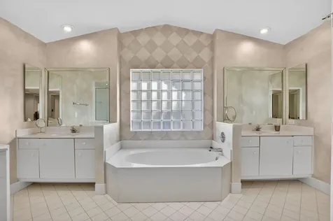 23429 Rakelle Circle Boca Raton FL 33433