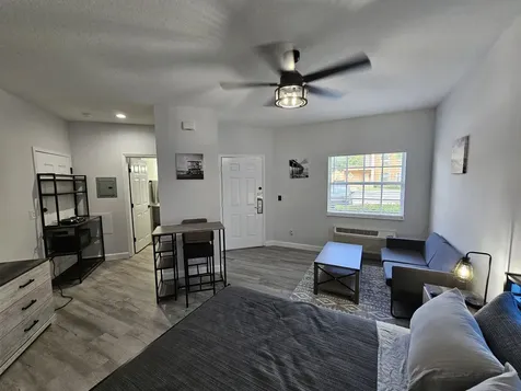 8366 Mulligan Circle Port Saint Lucie FL 34986