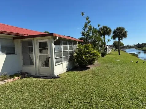104 Lake Barbara Drive West Palm Beach FL 33411
