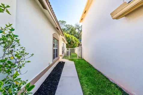 7616 Colony Palm Drive Boynton Beach FL 33436