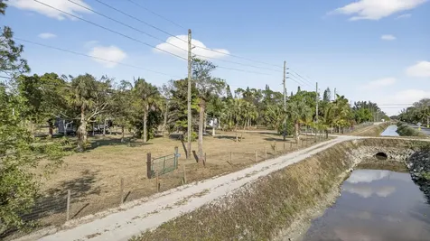 14685 40th Street Loxahatchee Groves FL 33470