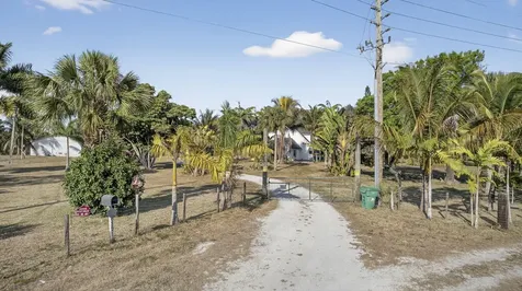 14685 40th Street Loxahatchee Groves FL 33470