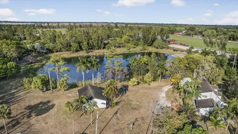 14685 40th Street Loxahatchee Groves FL 33470