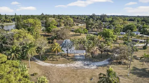 14685 40th Street Loxahatchee Groves FL 33470