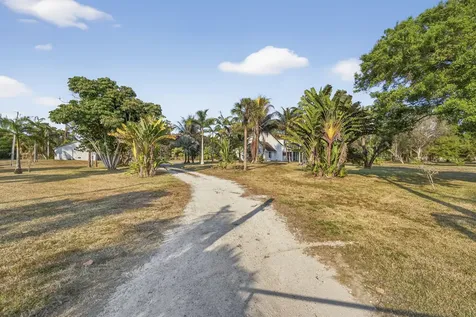 14685 40th Street Loxahatchee Groves FL 33470