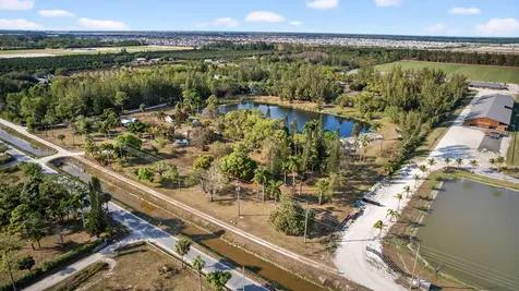 14685 40th Street Loxahatchee Groves FL 33470