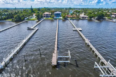 416 S Lake Drive Lantana FL 33462