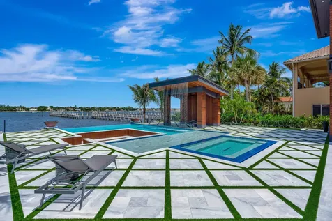 416 S Lake Drive Lantana FL 33462