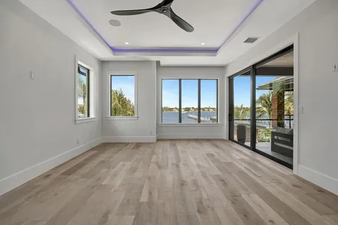 416 S Lake Drive Lantana FL 33462