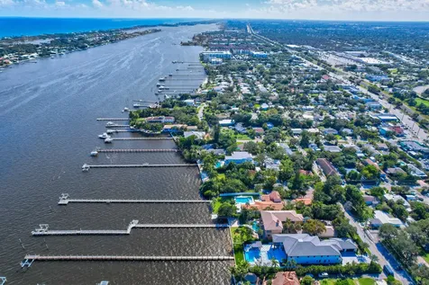 416 S Lake Drive Lantana FL 33462