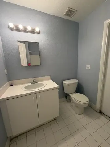 3282 NW 75th Way Davie FL 33024