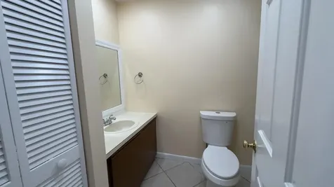 1581 Woodbridge Lakes Circle West Palm Beach FL 33406
