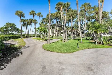 1000 N Us Highway 1 Jupiter FL 33477