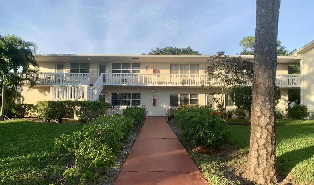 242 Coventry K West Palm Beach FL 33417