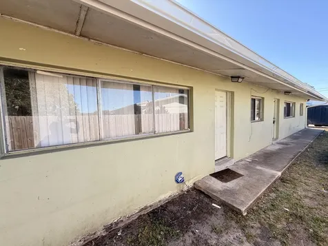 812 N 24th Street Fort Pierce FL 34950