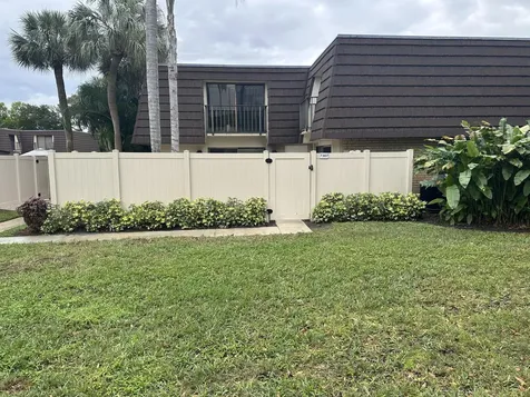 7307 73rd Way West Palm Beach FL 33407