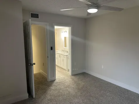7307 73rd Way West Palm Beach FL 33407