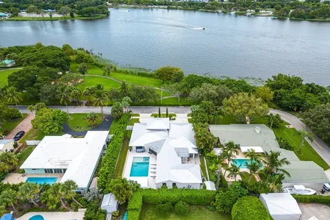 1117 Lake Drive Delray Beach FL 33444