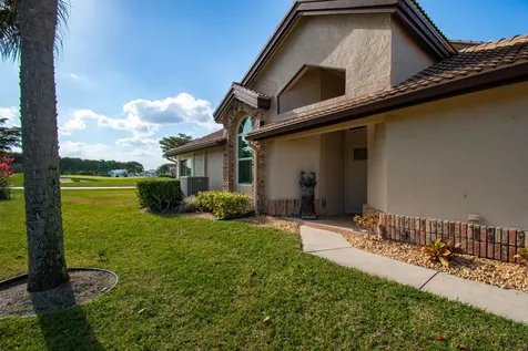 8213 Cassia Drive Boynton Beach FL 33472