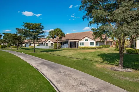 8213 Cassia Drive Boynton Beach FL 33472