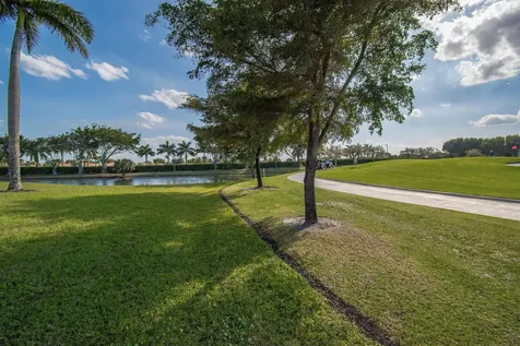 8213 Cassia Drive Boynton Beach FL 33472