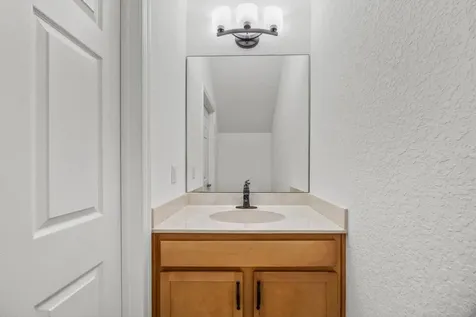 1007 Ne Trailside Run Port Saint Lucie FL 34983