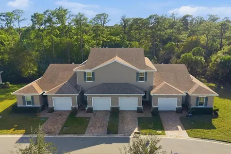 1007 Ne Trailside Run Port Saint Lucie FL 34983