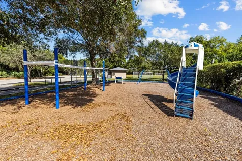 1007 Ne Trailside Run Port Saint Lucie FL 34983